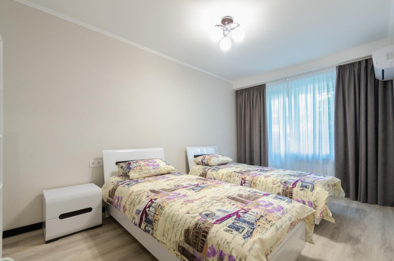Artal Apartment On Obolonsky Avenue 16 Kijów Zewnętrze zdjęcie